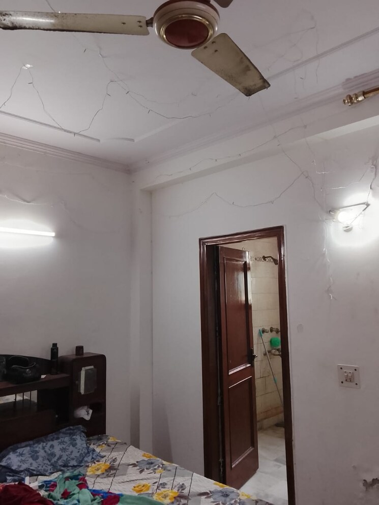 undefined, malviya nagar 3 Bedroom 125 Sq.Yd. Builder Floor In Malviya Nagar Delhi 9364122