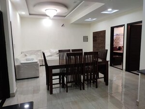 Parking in 2 BHK Builder Floor at Rajguru Nagar – for Rent