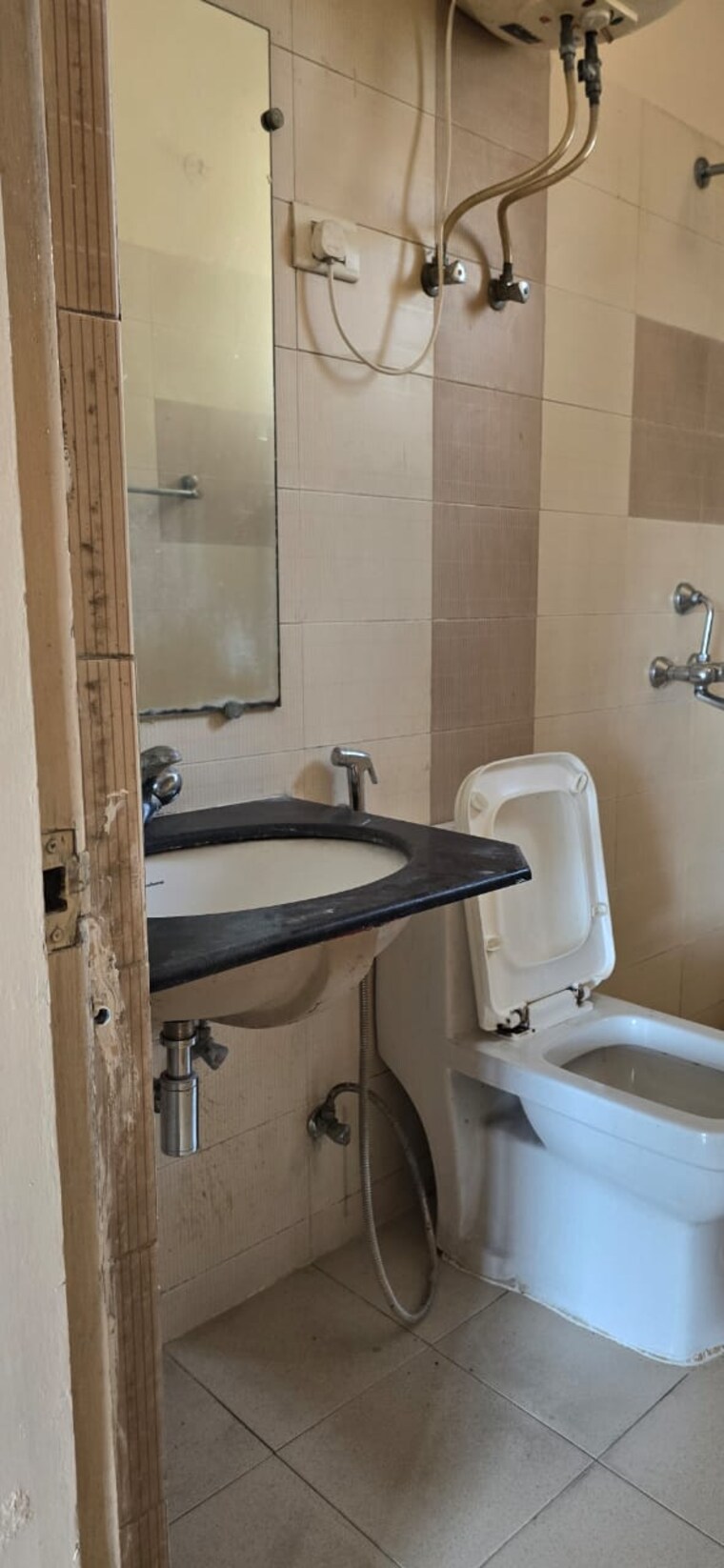 Bathroom, vvip-addresses 3 Bedroom 826 Sq.Ft. Apartment In Raj Nagar Extension Ghaziabad 9364153