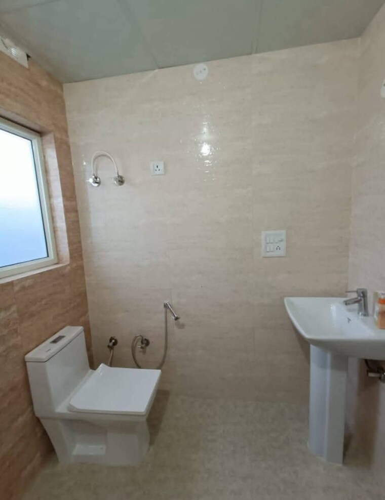 Bathroom, sector 38 1 Bedroom 692 Sq.Ft. Builder Floor In Sector 38 Gurgaon 9364167