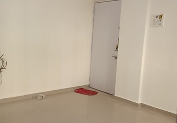Room in 1 BHK Apartment at Sheetal CHS Thakurli, Thakurli – for Rent