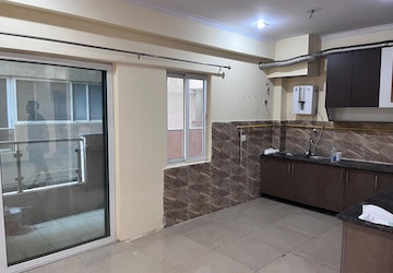 Room in 3 BHK Apartment at Gaurs Cascades, Raj Nagar Extension – for Rent