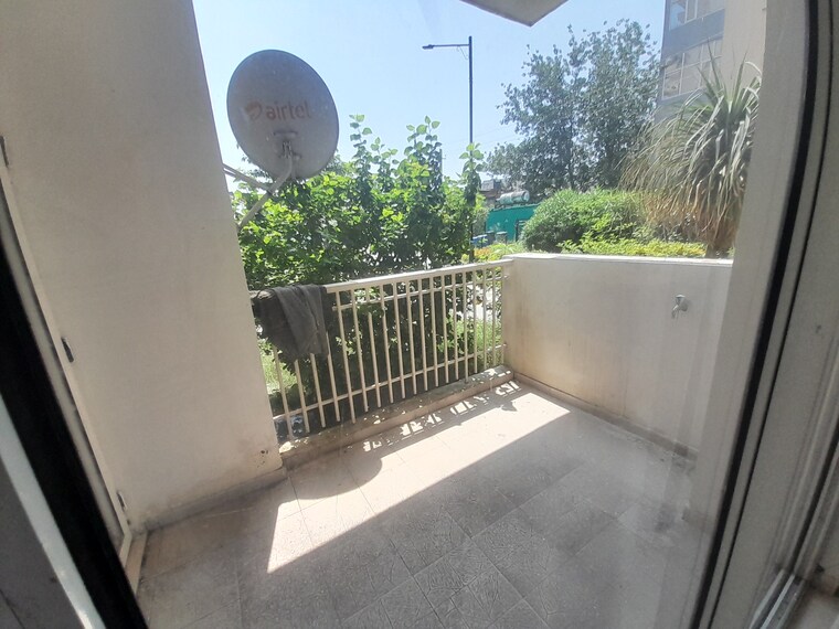 Balcony, sushma-grande-nxt 1 Bedroom 651 Sq.Ft. Apartment In Lohgarh Zirakpur 9364189