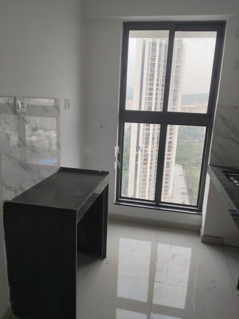 Kitchen, uk-iridium 1 Bedroom 381 Sq.Ft. Apartment In Kandivali East Mumbai 9364211