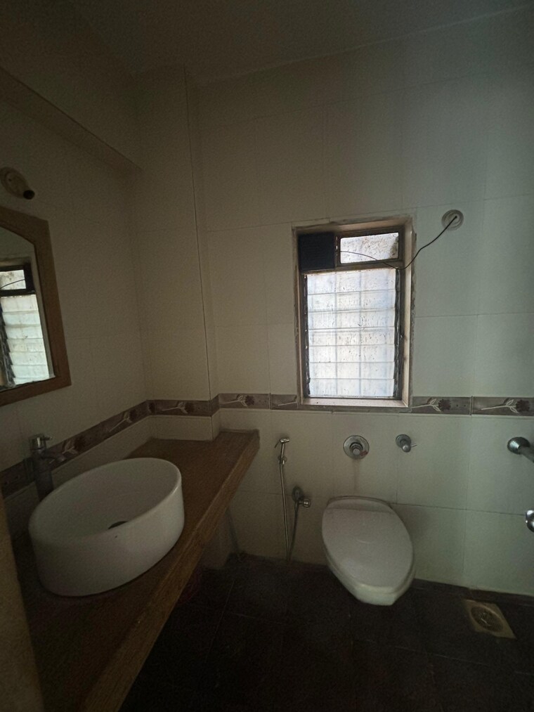 Bathroom, raunak-heights 1 Bedroom 405 Sq.Ft. Apartment In Ghodbunder Road Thane 9364239