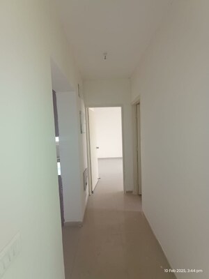 Building Lobby in 3 BHK Apartment at Mahagun Mantra II Villaments, Sector 10 Greater Noida – for Rent