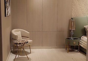 Room in 4 BHK Apartment at Tulip Crimson, Sector 70 – for Sale