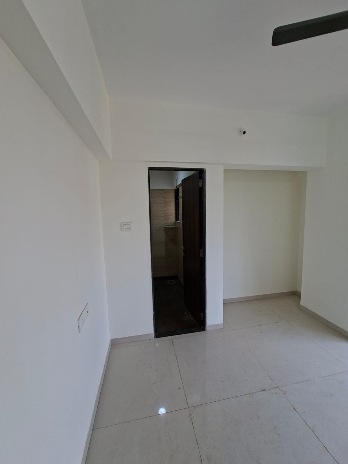 1 BHK + Pooja Room Apartment For Rent in Raunak Heights