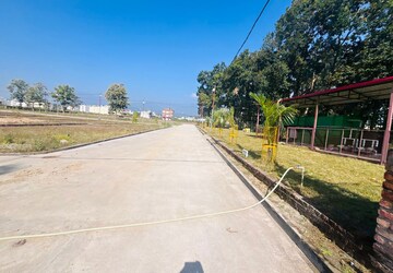 Plot For Sale in Pondha
