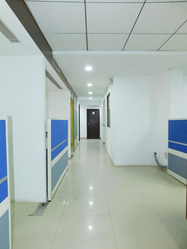 undefined, vasant kunj Commercial Office Space in IT/SEZ 4200 Sq.Ft. In Vasant Kunj Delhi 9364366