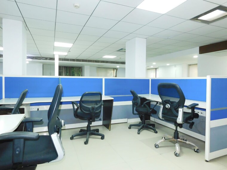 Team Area, vasant kunj Commercial Office Space in IT/SEZ 4200 Sq.Ft. In Vasant Kunj Delhi 9364366