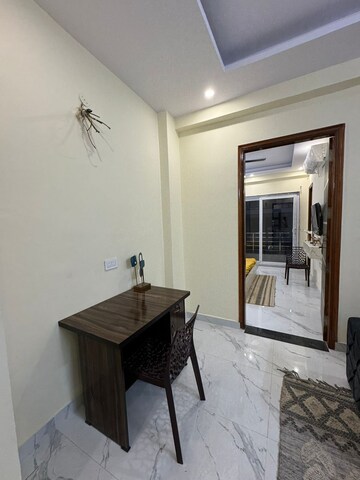 Kitchen in 1 BHK Builder Floor at Sector 38 – for Rent