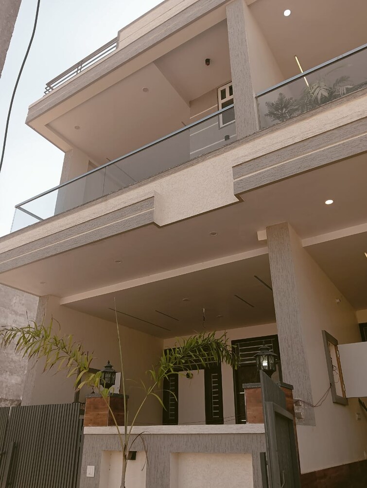 Cover Image, kalwar road 3 Bedroom 3500 Sq.Ft. Independent House In Kalwar Road Jaipur 9364524