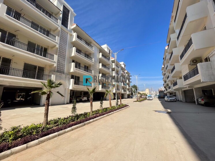 Exterior View, roseate-homes 3 Bedroom 1620 Sq.Ft. Apartment In Ghazipur Zirakpur 9364492