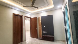 Furnished Amenities in 3 BHK Builder Floor at BPTP District Phase 2, Sector 84 – for Sale