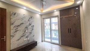 Room in 3 BHK Builder Floor at BPTP District Phase 2, Sector 84 – for Sale