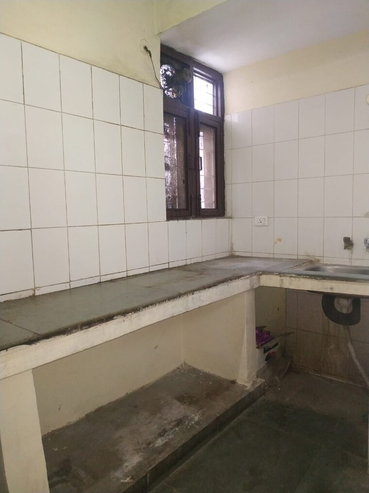 Kitchen, molarband 1 Bedroom 516 Sq.Ft. Apartment In Molarband Delhi 9364654