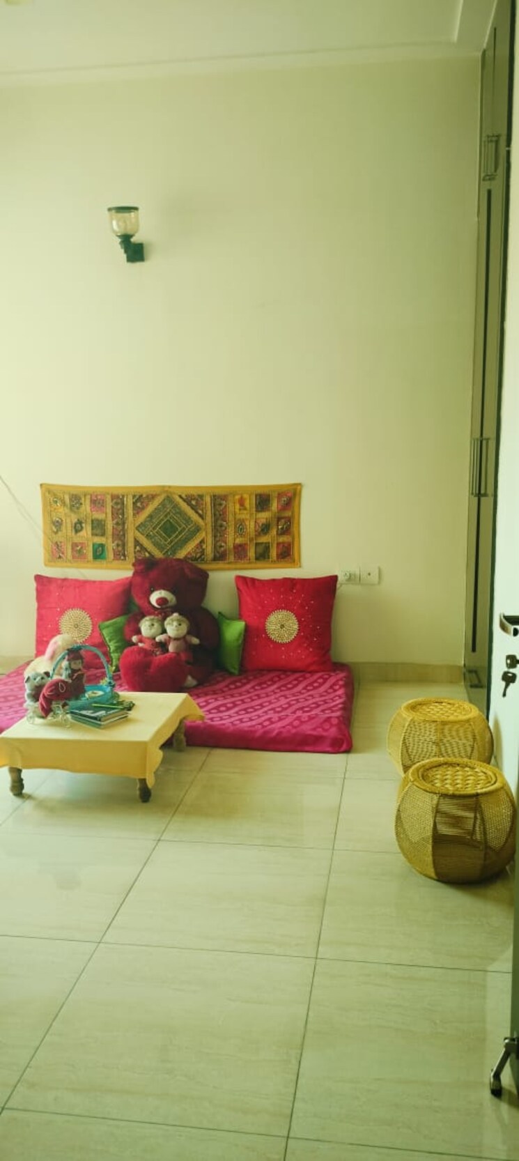 Living Room, noida extension 3 Bedroom 1550 Sq.Ft. Apartment In Noida Extension Greater Noida 9364731