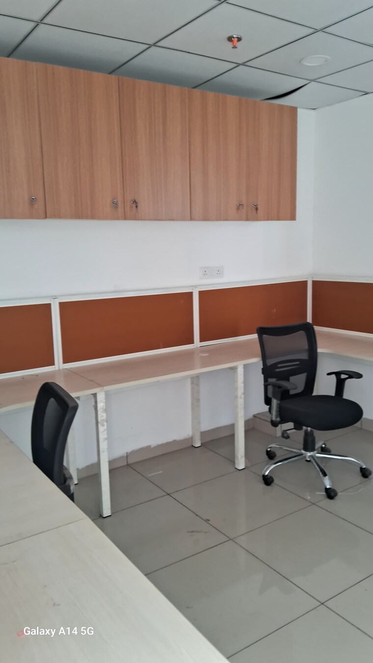 Team Area, sushma-infinium Commercial Office Space 446 Sq.Ft. In Ghazipur Zirakpur 9364765