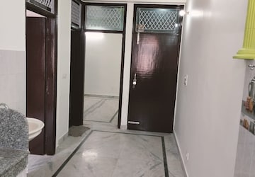 2 BHK Apartment at Uttam Nagar – for Sale