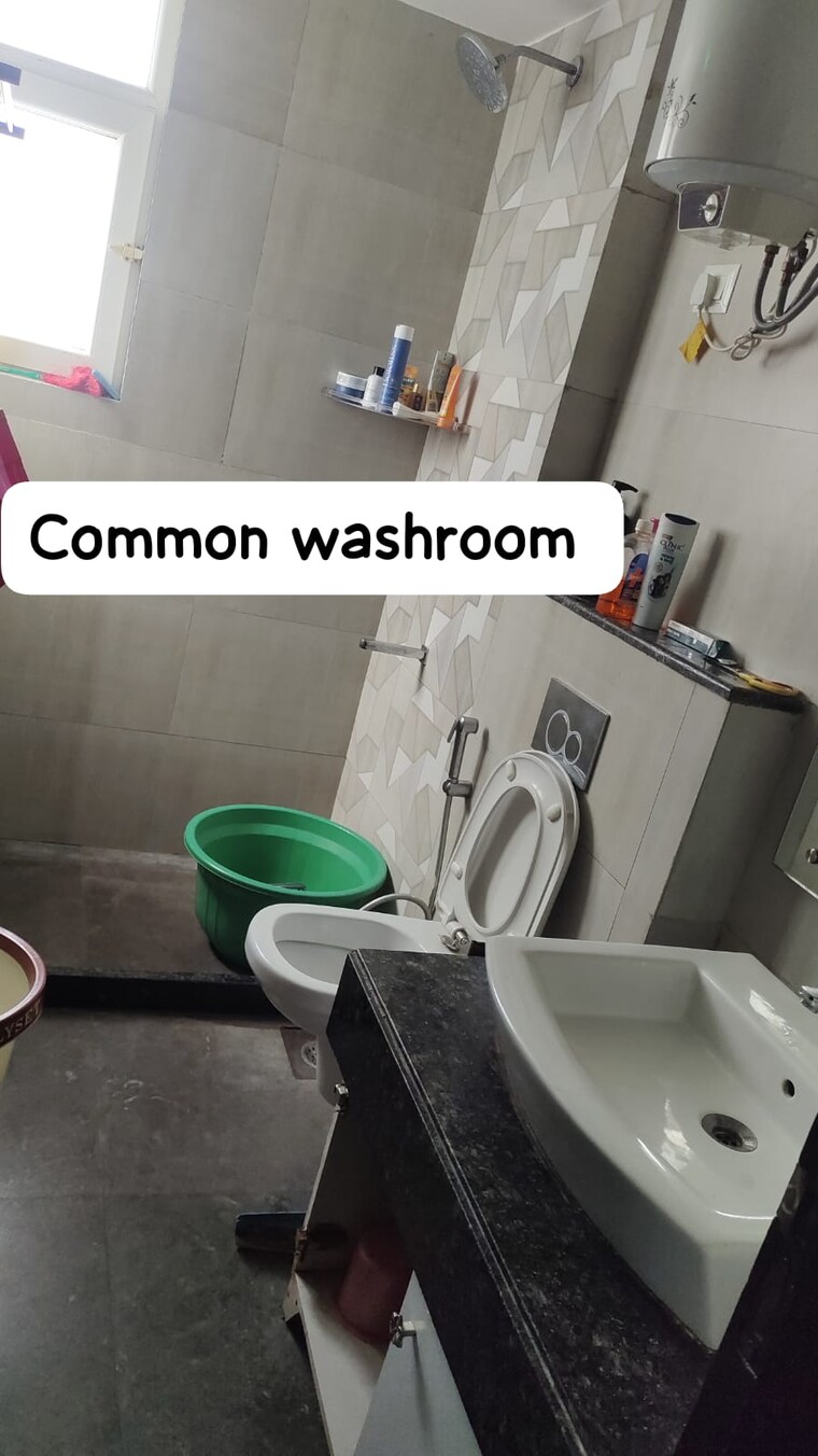 Master Bedroom, microtek-greenburg 2.5 Bedroom 1400 Sq.Ft. Apartment In Sector 86 Gurgaon 9365016