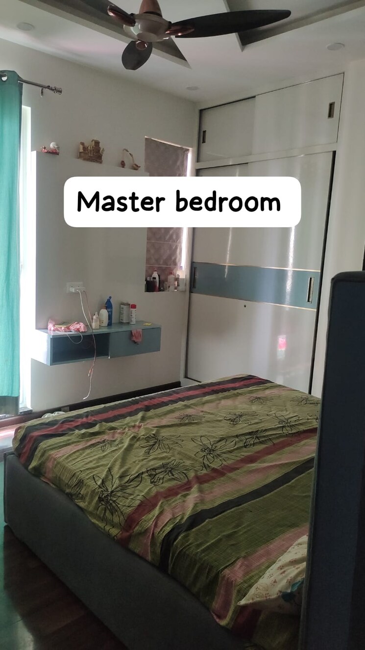 Bedroom, microtek-greenburg 2.5 Bedroom 1400 Sq.Ft. Apartment In Sector 86 Gurgaon 9365016