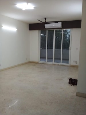 3 BHK Builder Floor For Sale in Unitech South City 1, South City 1