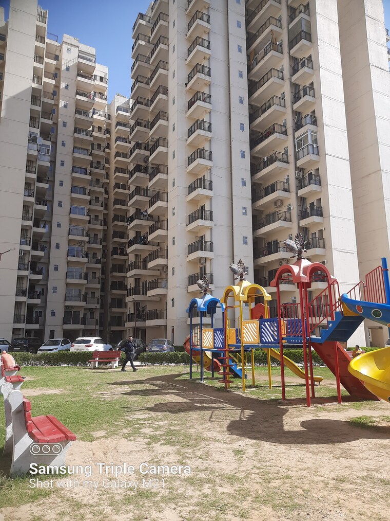 Exterior View, pivotal-paradise 2 Bedroom 657 Sq.Ft. Apartment In Sector 62 Gurgaon 9365157