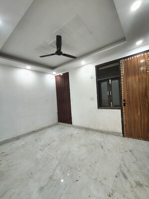 2 BHK Builder Floor For Sale in Chattarpur