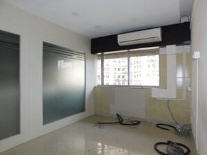 Room in  Office Space at Dalamal Tower, Nariman Point – for Rent