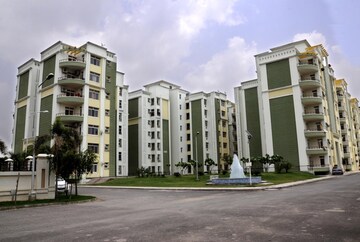 2 BHK Apartment For Rent in Vip Road