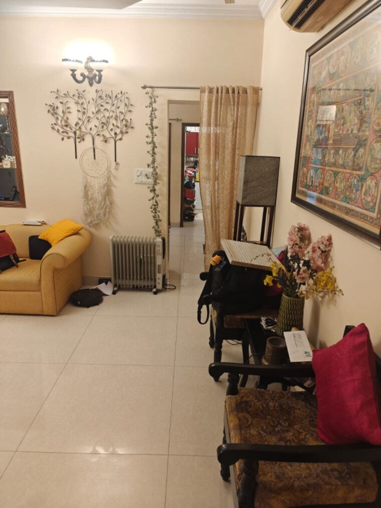 Living Room, dda-rosewood-apartments 4 Bedroom 1800 Sq.Ft. Apartment In Vasant Kunj Delhi 9365253