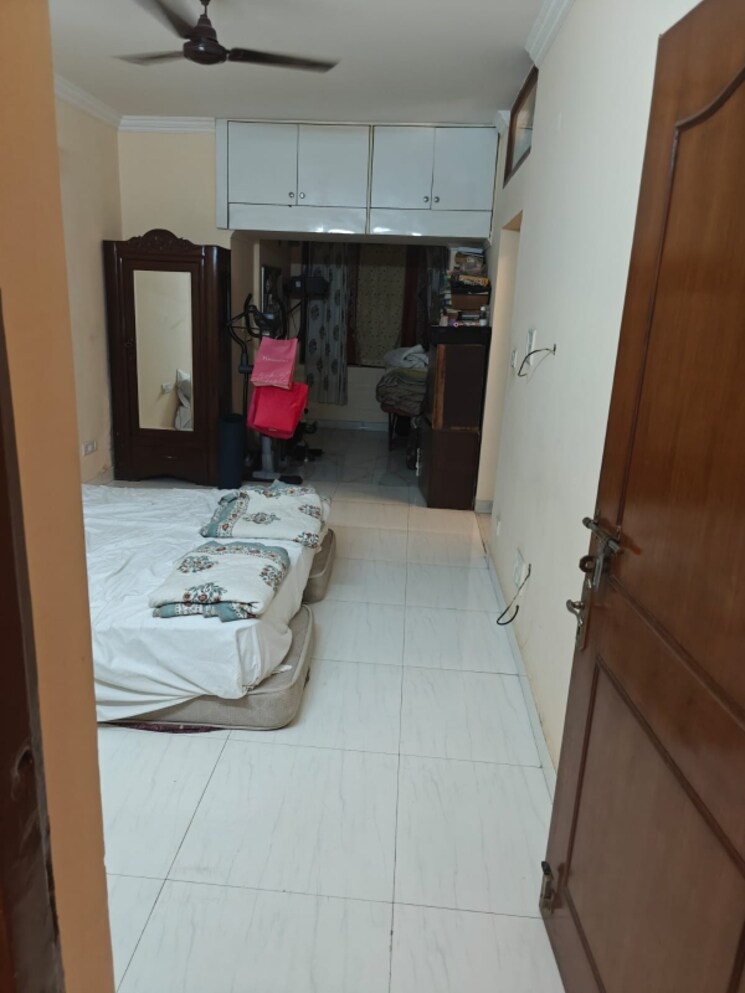 Room, dda-rosewood-apartments 4 Bedroom 1800 Sq.Ft. Apartment In Vasant Kunj Delhi 9365253