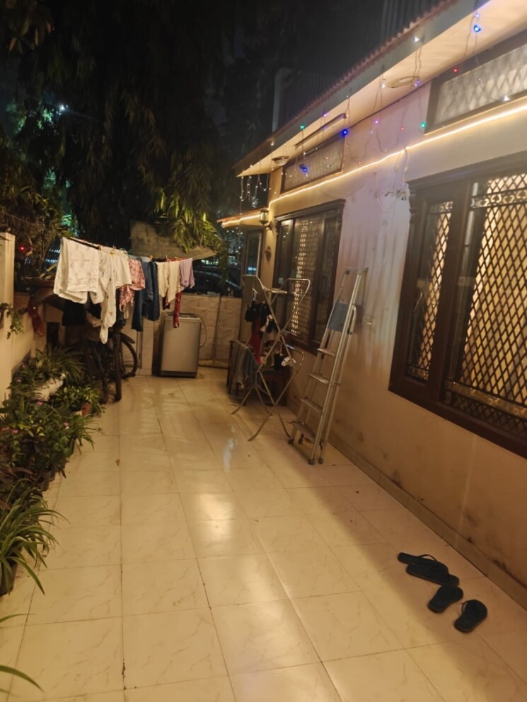 Balcony, dda-rosewood-apartments 4 Bedroom 1800 Sq.Ft. Apartment In Vasant Kunj Delhi 9365253