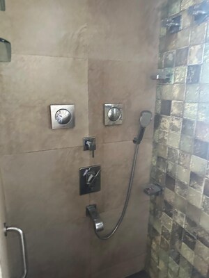 Bathroom in 1 BHK Apartment at Mahim West – for Rent