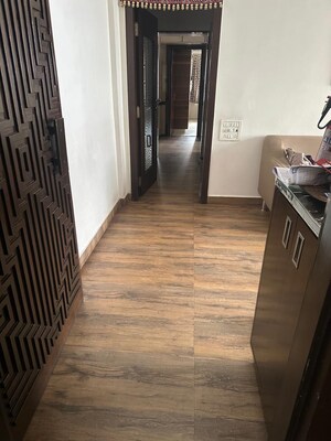 1 BHK Apartment For Rent in Mahim West