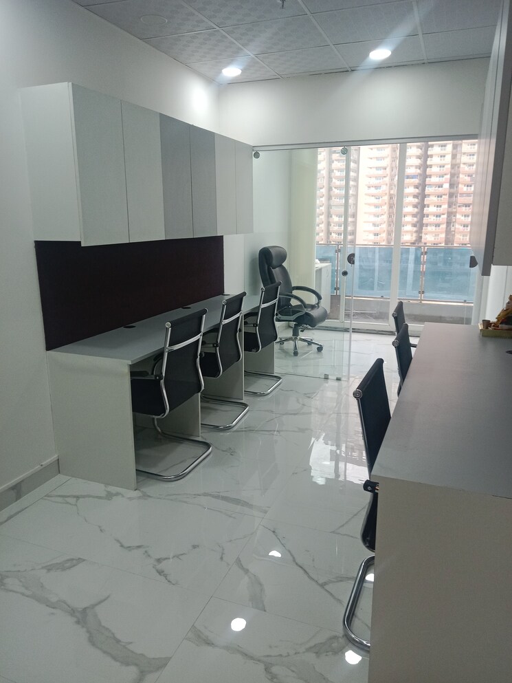Team Area, gaur-city-center Commercial Office Space 550 Sq.Ft. In Sector 4 Greater Noida Greater Noida 9365371
