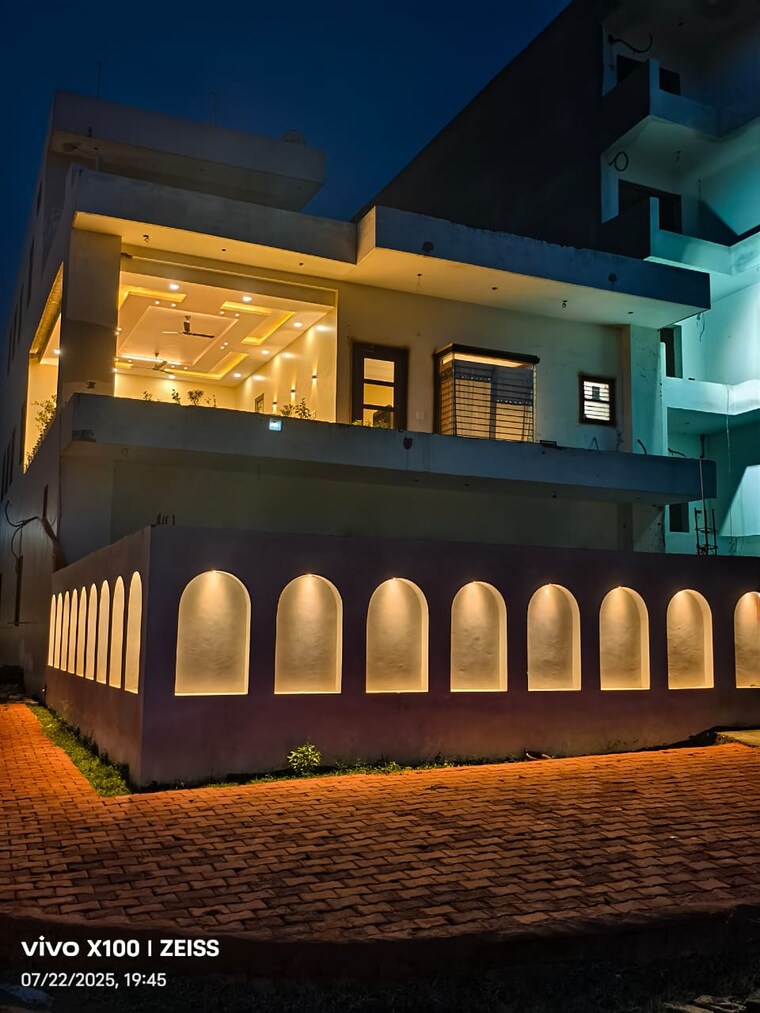 Exterior View, bptp-parkland 6 Bedroom 500 Sq.Yd. Independent House In Sector 75 Faridabad 9365395