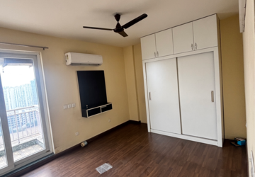 Room in 3 BHK Apartment at BPTP Park Generations, Garoli Kalan – for Sale