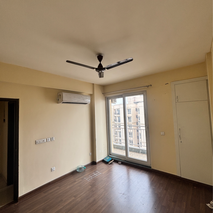 Room, bptp-park-generations 3 Bedroom 1520 Sq.Ft. Apartment In Garoli Kalan Gurgaon 9365453