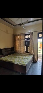 1 BHK + Extra Room 500 Sq.Ft. Builder Floor in Sector 14