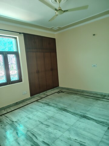Furnished Amenities in 2 BHK Independent House at Sector 56 – for Rent