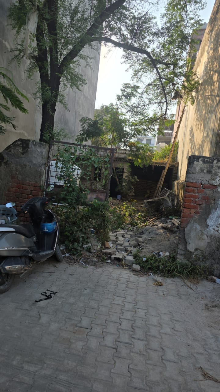 Plot For Sale in Sai Kunj New Palam  vihar