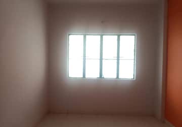 Room in 3.5 BHK Apartment at Kasarwadi – for Sale