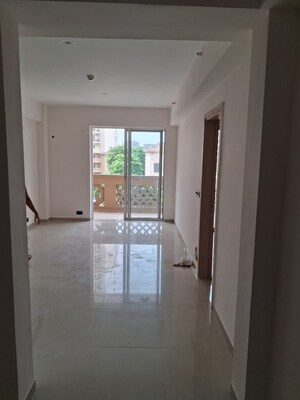 Building Lobby in 3 BHK Apartment at SS The Coralwood, Sector 84 – for Sale
