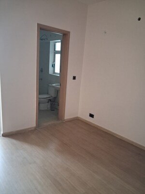 Room in 3 BHK Apartment at DLF New Town Heights I, Sector 90 – for Sale