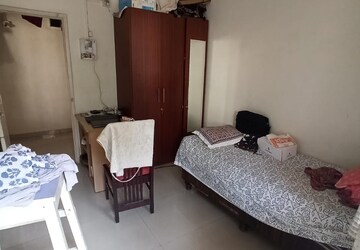 Bedroom in 2 BHK Apartment at Vanaz Corner, Kothrud – for Rent