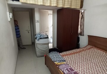 Master Bedroom in 2 BHK Apartment at Vanaz Corner, Kothrud – for Rent
