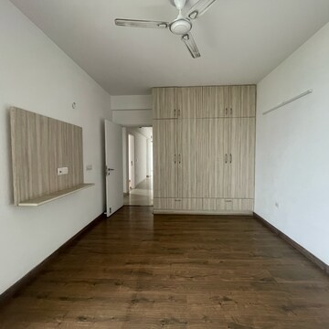 Room in 3 BHK Apartment at Emaar Imperial Gardens, Sector 102 – for Rent