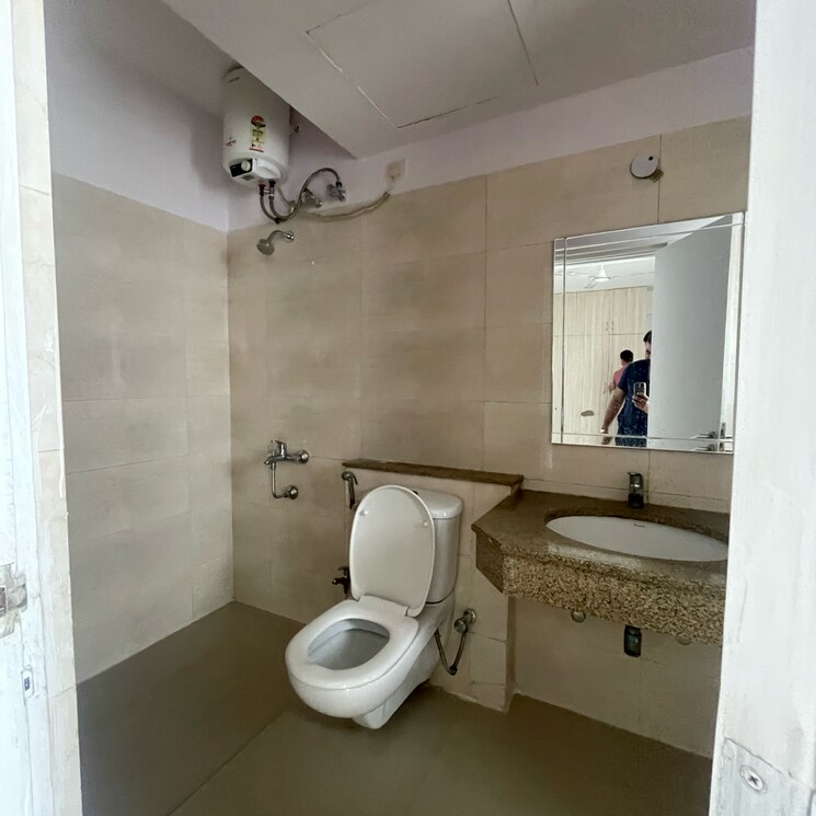 Bathroom, emaar-imperial-gardens 3 Bedroom 2025 Sq.Ft. Apartment In Sector 102 Gurgaon 9365850